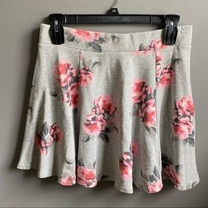Divided H&M Floral Mini Skater Skirt Size L Juniors